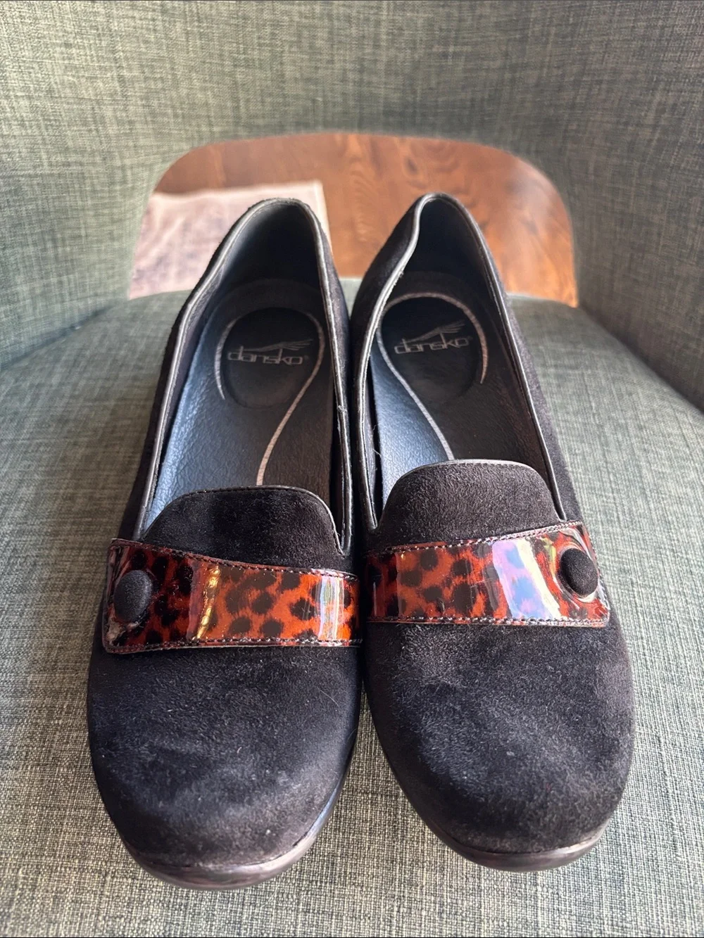 Dansko Olena Loafers Black Suede Flat Leopard-Print slip on supportive women 8.5